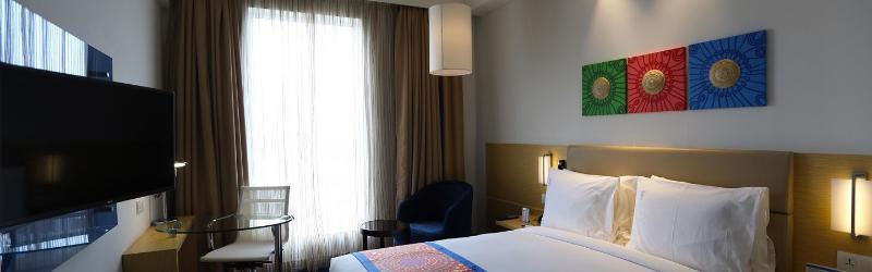 Holiday Inn Express Chennai Old Mahabalipuram Road Extérieur photo