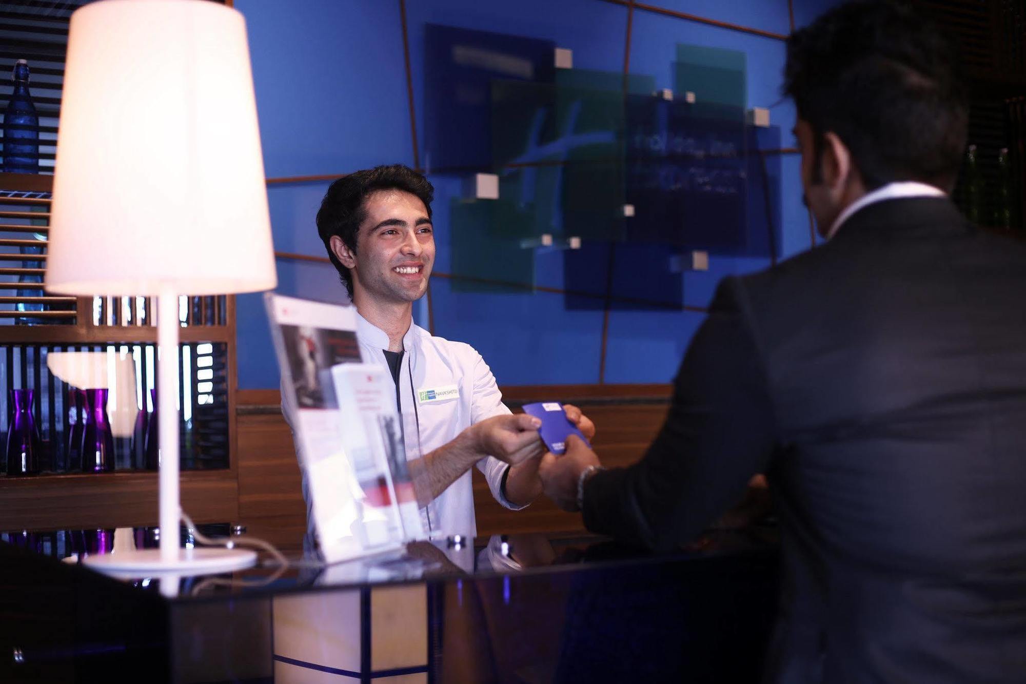 Holiday Inn Express Chennai Old Mahabalipuram Road Extérieur photo