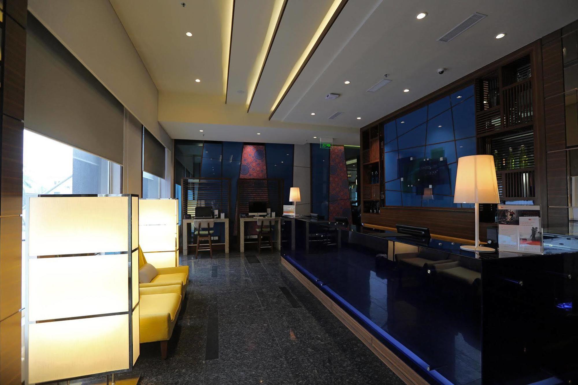 Holiday Inn Express Chennai Old Mahabalipuram Road Extérieur photo